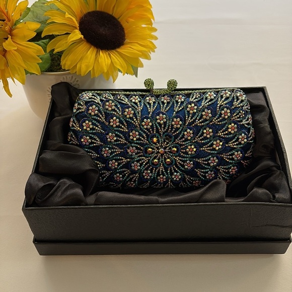 NWT Christal Couture Blooming Love Affair Blue Purse - Picture 3 of 7